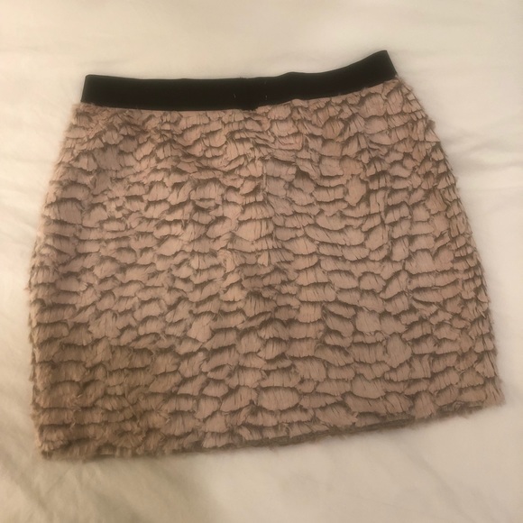 Urban Outfitters ‘feathered’ skirt - Picture 1 of 3